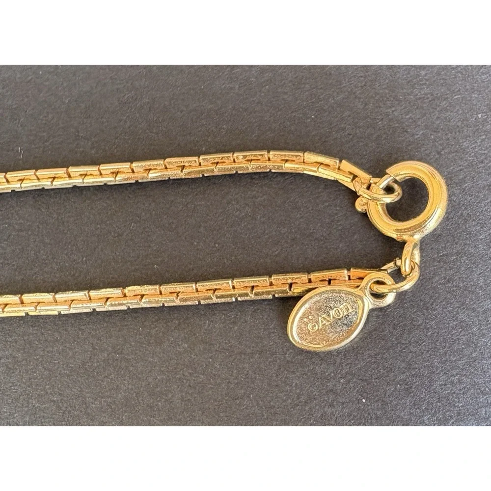 Vintage Avon Gold Tone Chain‎ Station Necklace 26